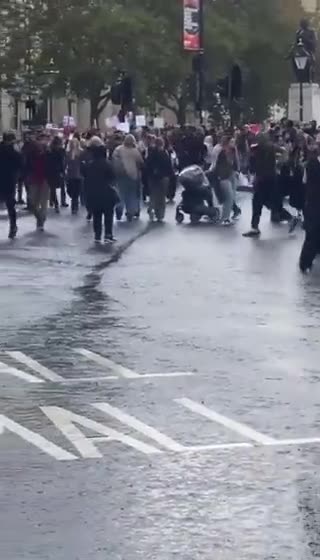 Palästina-Demo London, LGQBT+-Teilnehmer attackiert