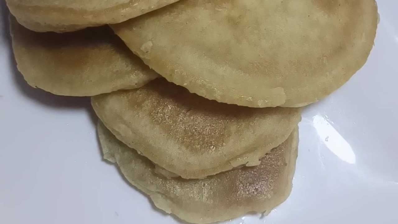 FLUFFY PANCAKES