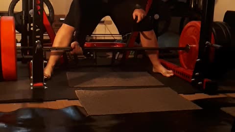 old guy gets a PB on 385lb sumo