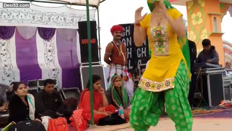 Rachna Tiwari stage dance