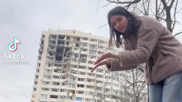 ordinary everyday life of an ordinary Ukrainian girl