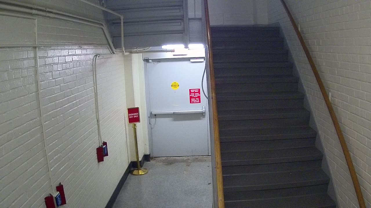 3872FHOB01Stair8_2021-01-05_07h18min39s430ms.mp4