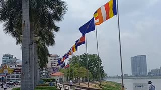 Mekong River side Pub street