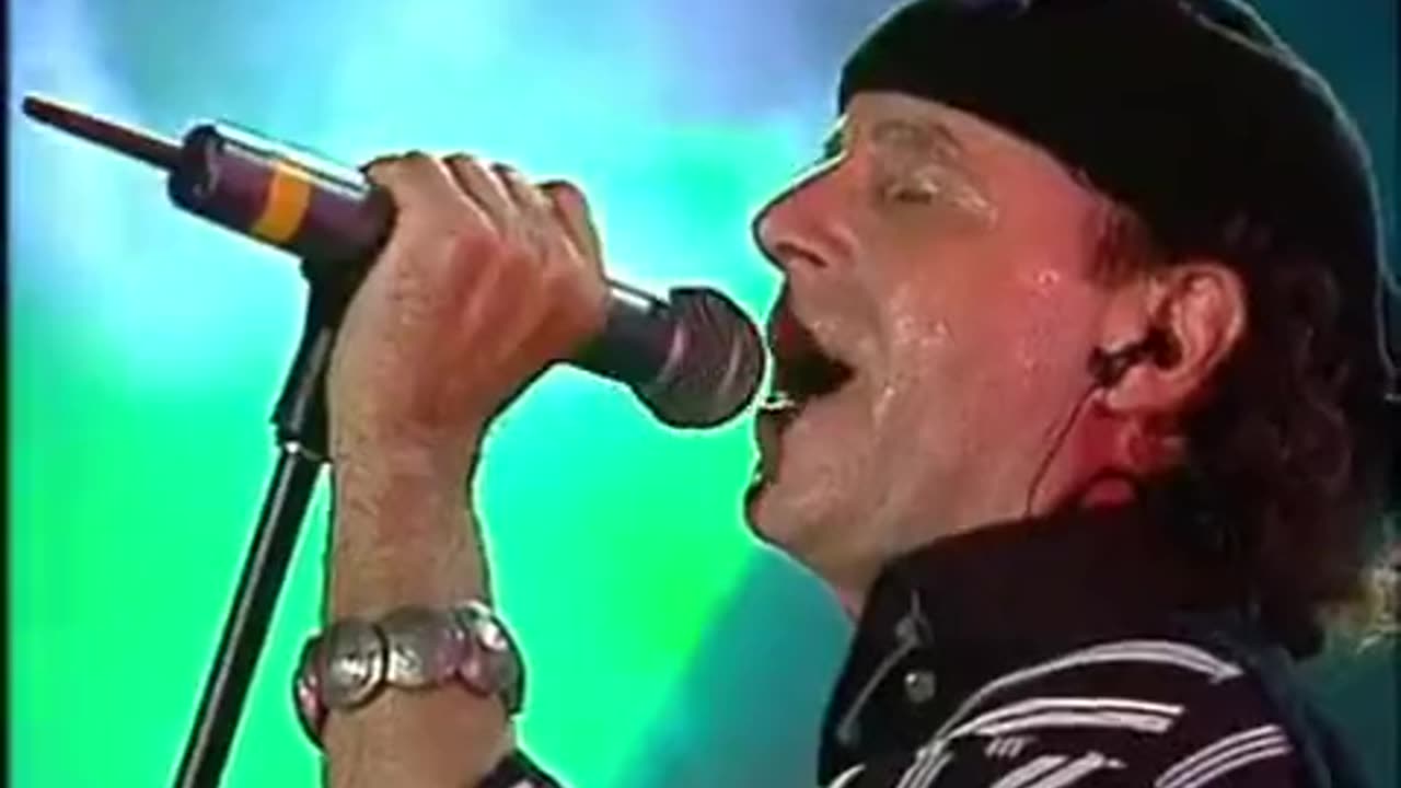 Alien Nation ~ The Scorpions 🦂 ( Live )