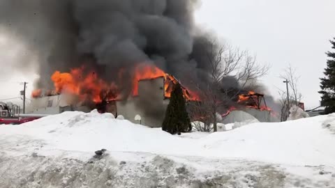 Feu aréna St-Prosper 3