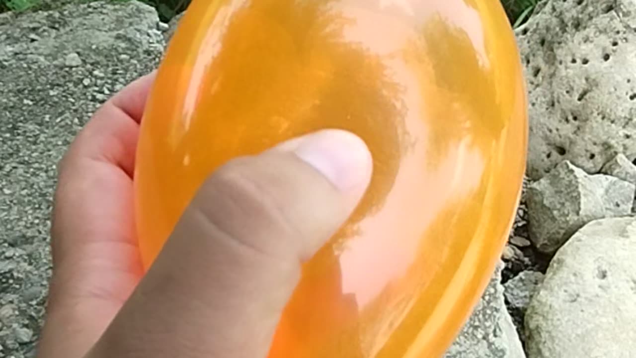 Satisfying relaxing pop balloon