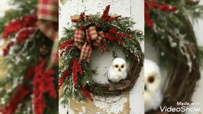 Most attractive and stunning Christmas white and red wreath ideas