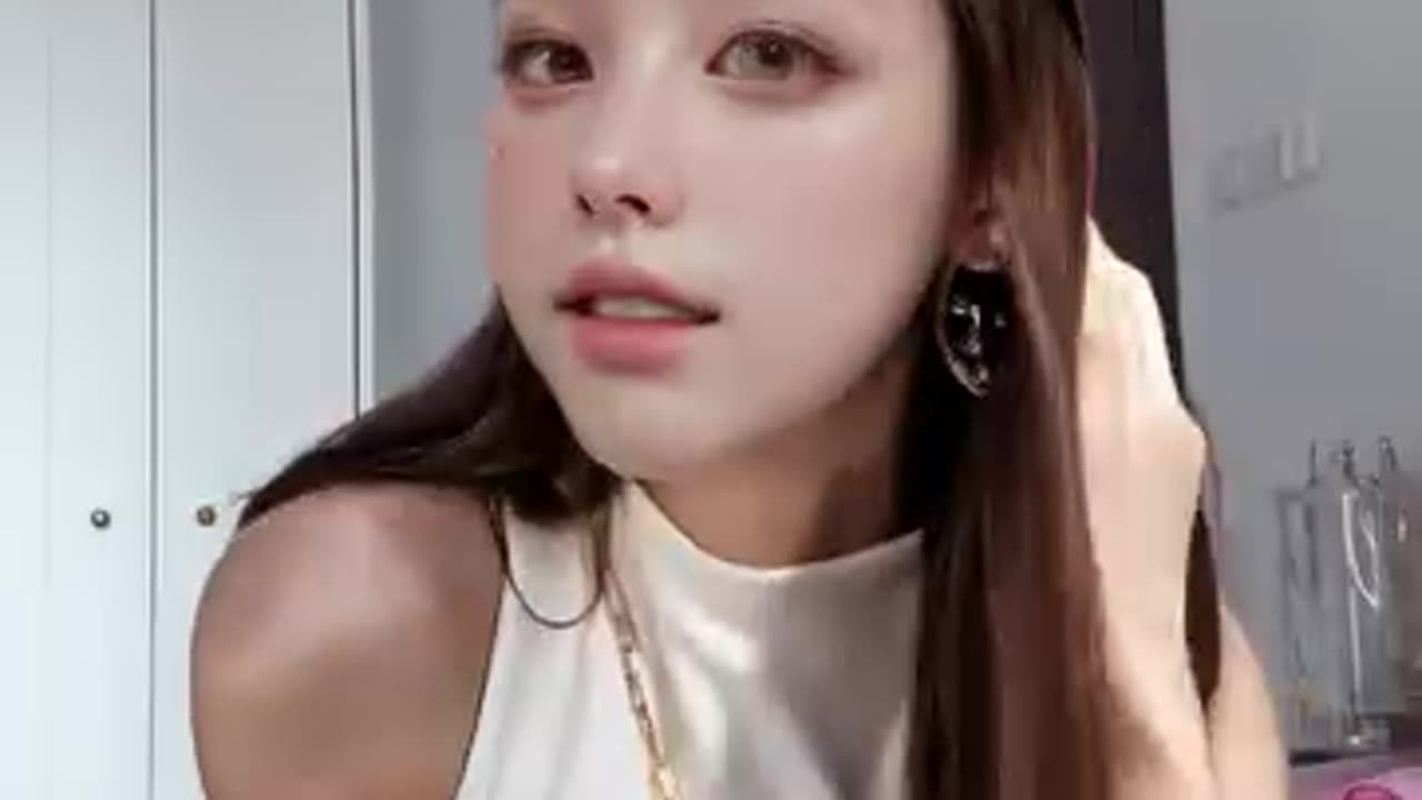 Cute blogger