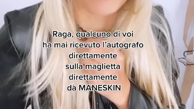 MASHA CAPSIZ ( AUTOGRAFO DI MANESKIN)