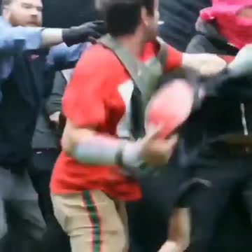 Anti-Antifa Fighters kicking Antifa's butts