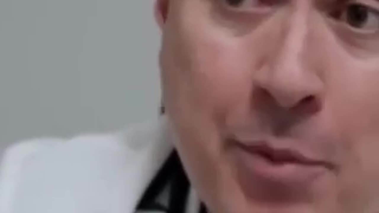 MEDICO PUERTORRIQUEÑO ADMITE LOS EFECTOS NOCIVOS DE LA VACUNA EN SUS PACIENTES