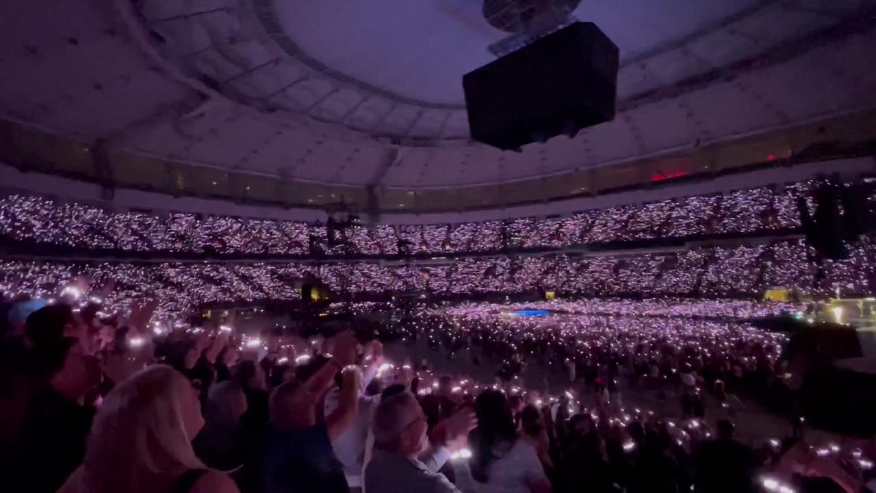 ColdPlay Concert: Sky Full of Stars (Live in Vancouver)