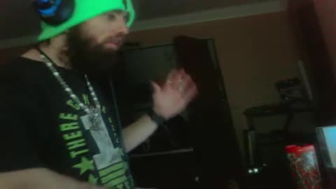 Cyraxx Youtube 2023-12-23 Covers and Chill
