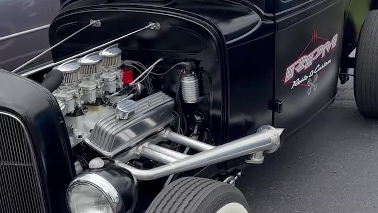 Monday Motor Madness # 105 - Truck For Haulin Azz