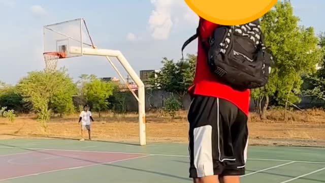 Pro basket by a Pro player