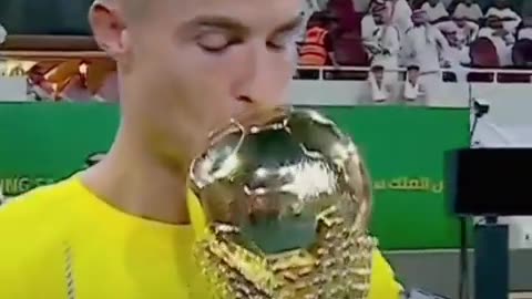 RONALDO FIRST TROPHY WITH AL NASSR 💛🙌🏼🐐