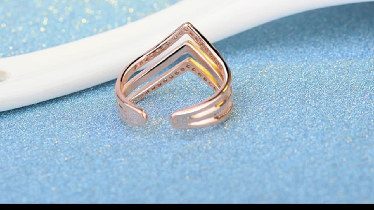 Fashion Women's Geometric Diamond Bronze Ring