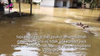 Banjir mesar menenggelamkan rumah silau