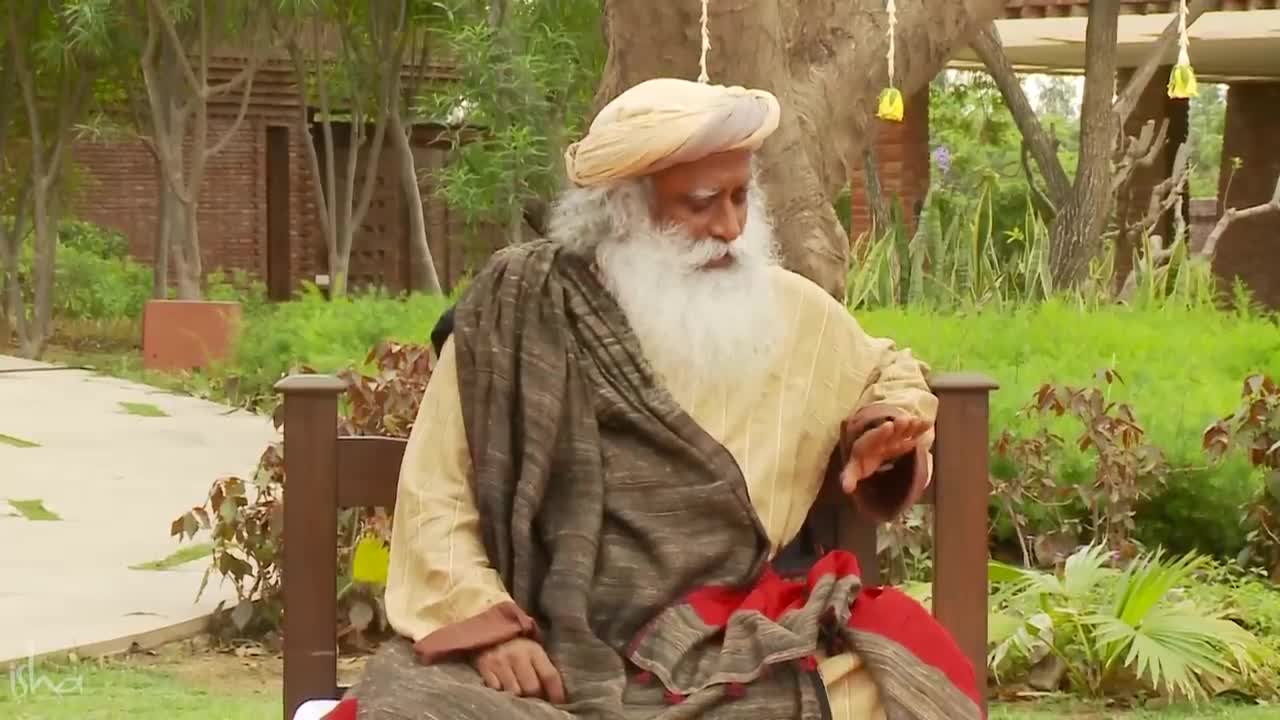 MUST WATCH!!! 5 VITAL HEALTH TIPS FROM SADHGURU!