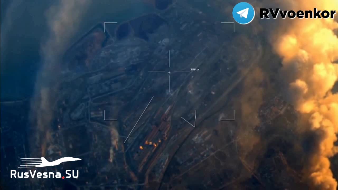 Rusko poprvé použilo dálkové bombardéry v Mariupolu proti Azovu