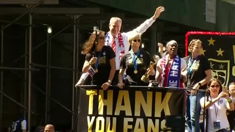 Women's World Cup soccer champs cheered in NYC