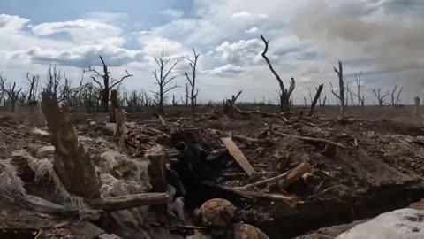 Ukrainian soldiers defending their position with gusto!