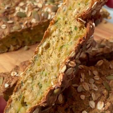 NO KNEAD NO YEAST EASY ZUCCHINI BREAD - RECIPE IN DESCRIPTION