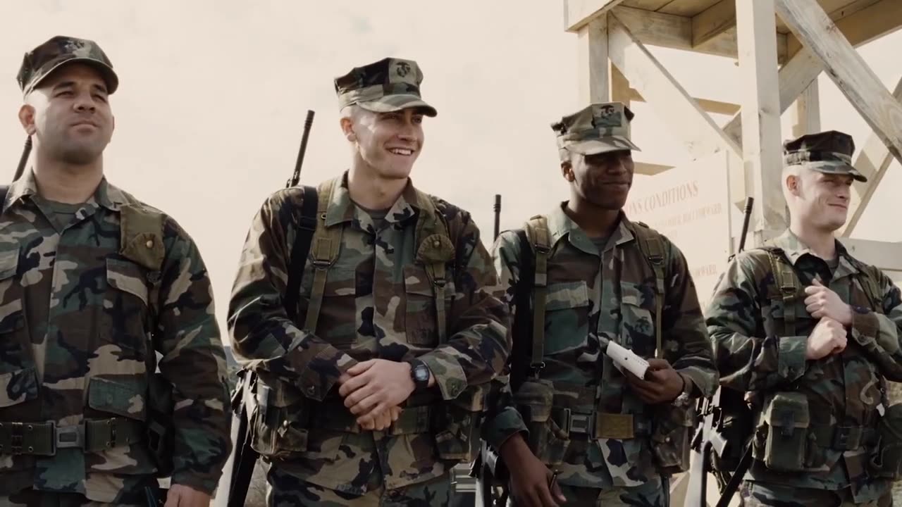Army Training Exercise Goes Horribly Wrong - Jarhead (2005) - All Action