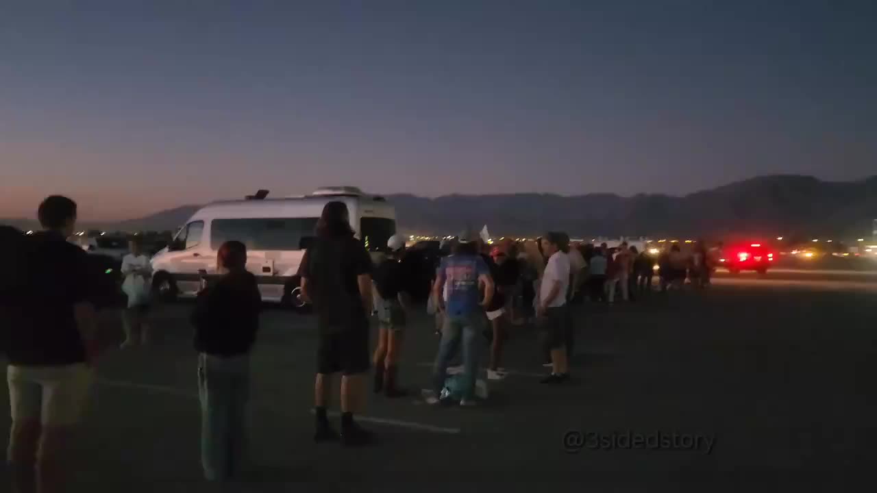 MASSIVE crowd gathers before 7 am for Trump’s rally in Coachella