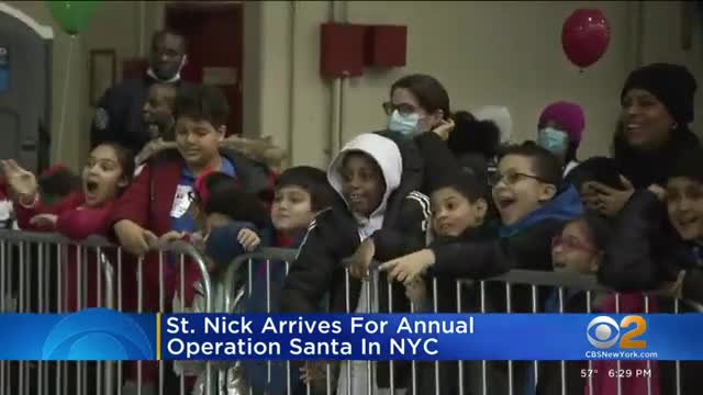 St. Nick arrives for annual Operation Santa in New York City