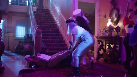 Marshmello & Anne-Marie - FRIENDS (Music Video) _OFFICIAL FRIENDZONE ANTHEM_