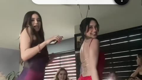 Girls dancing to viral song