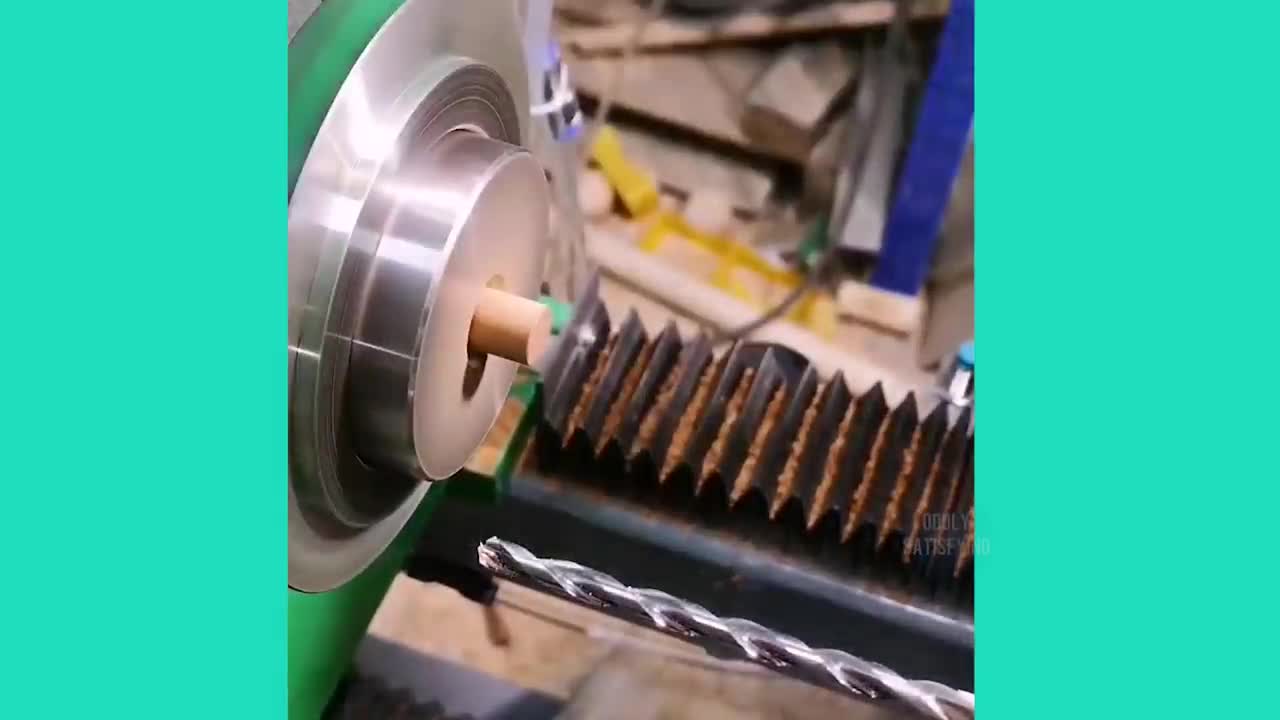 ODDly satisfying sounds , calm sounds