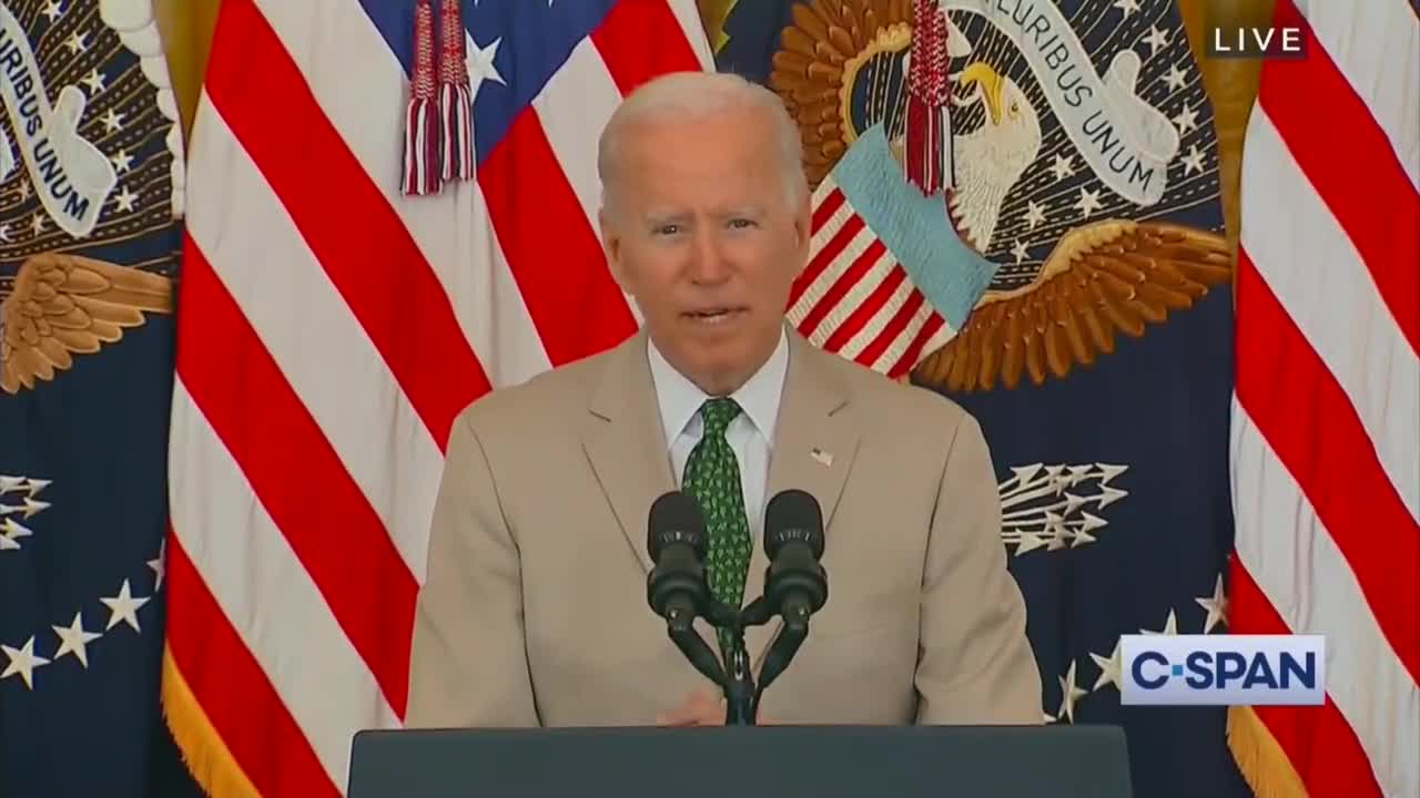 Biden's dementia strikes again