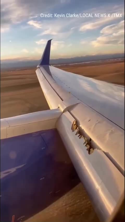 San Francisco Bound Boeing 747 Wing Comes Apart Mid-Flight
