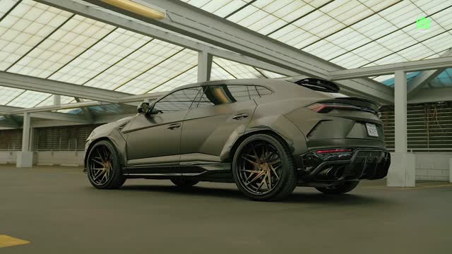 URUS x ARMYTRIX x