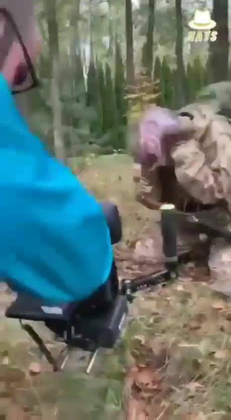 Ukrainian Soldier Suffers a Chemical Attack…Luckily the Cameraman was Immune