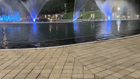 KLCC fountain dance