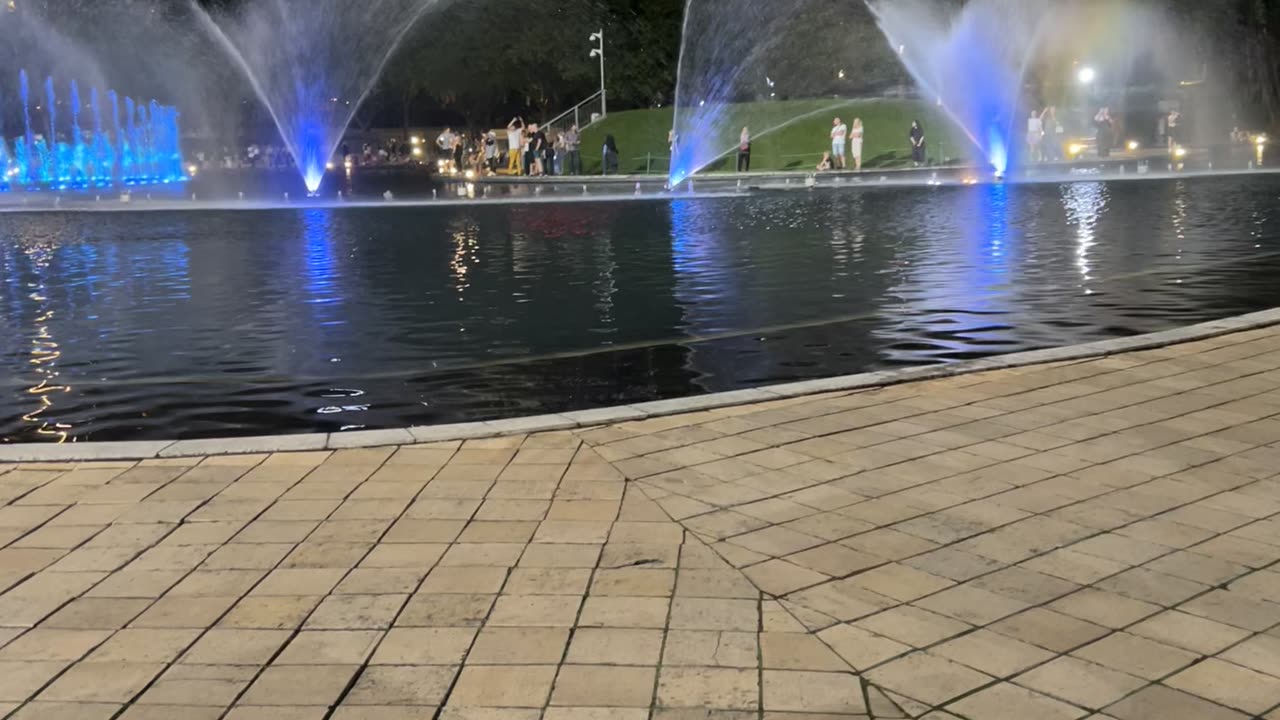 KLCC fountain dance