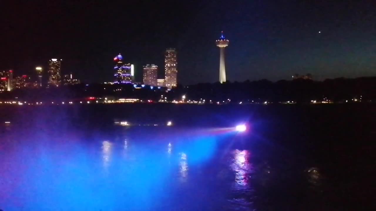 NIAGARA FALLS at Night Illumination Light Show - Niagara Falls New York and Niagara Falls Canada 4K