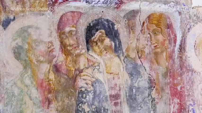 How A 583-Year-Old Italian Mural Is Professionally Restored Refurbished