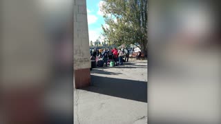 Ukraine: Kherson evacuations underway