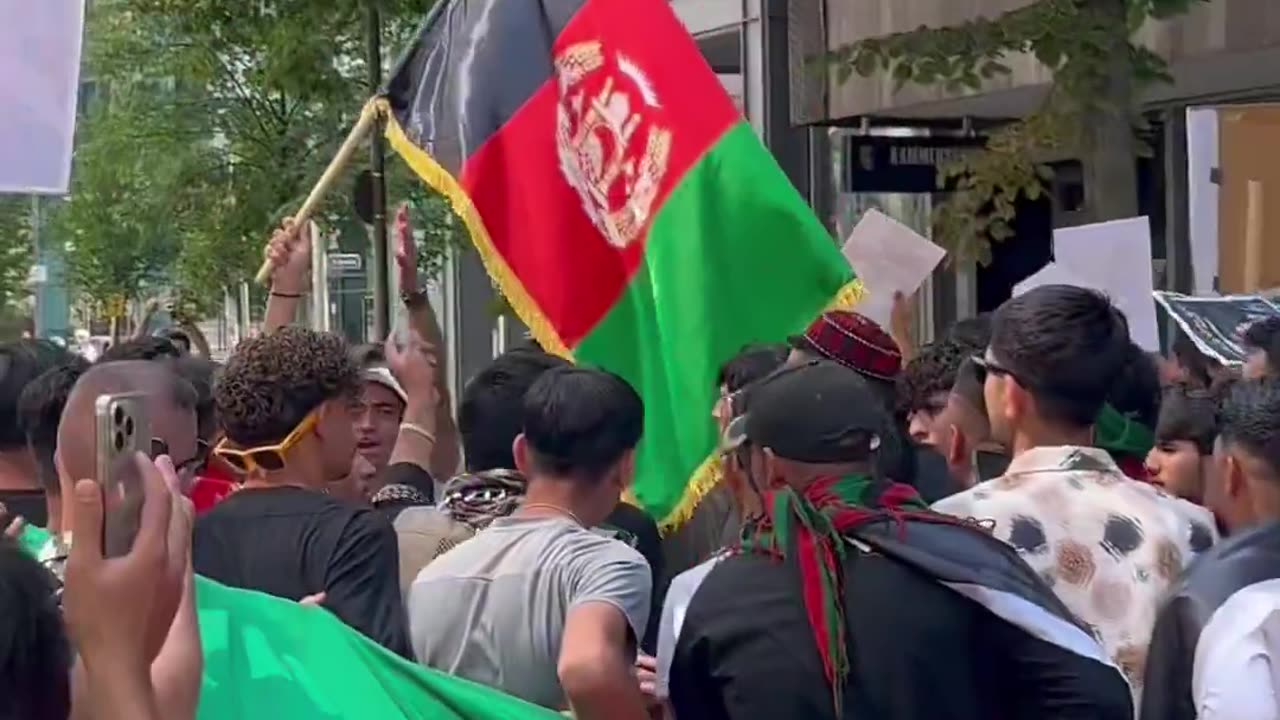 The world's largest Afghan flag was unfurled by Afghan immigrants in Frankfurt, Germany