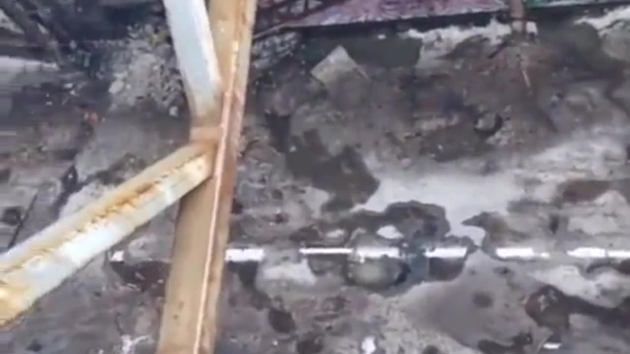 Bungie Jumping By His Arse