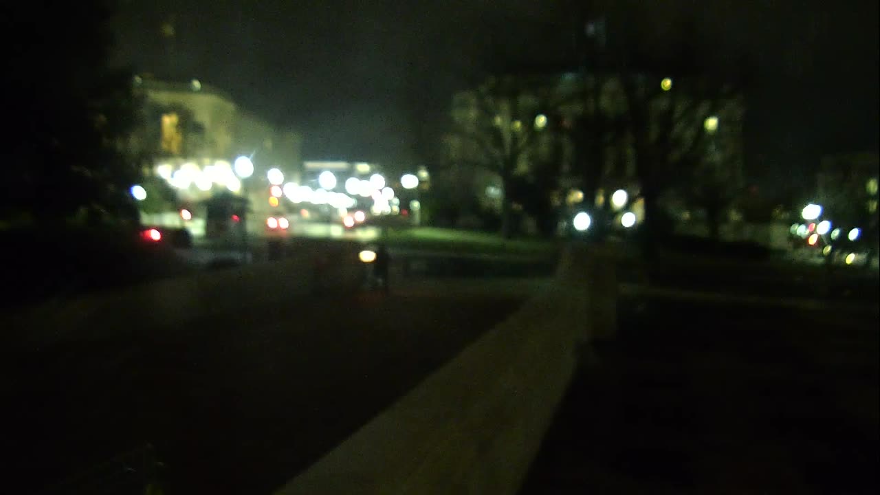 Camera0915USCG00UpperTerraceSE_2021-01-05_Starting_at_23h40min01s950ms.mp4