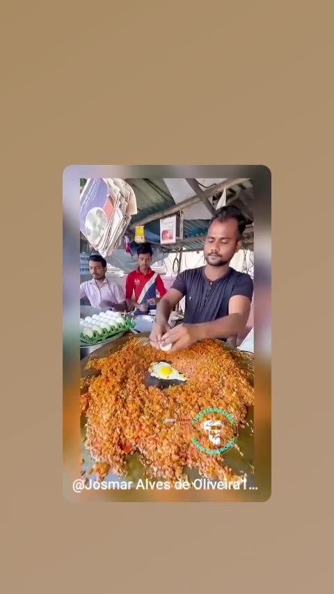 Indian Chef Kulk Phiska makes incredible Indian Street Pie