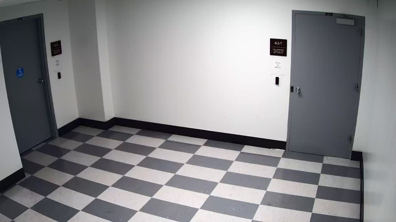 6138RHOBG2G2-27_2021-01-05_05h40min00s527ms.mp4