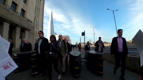 Preaching Jesus at London Bridge