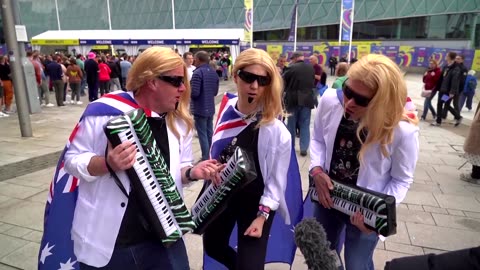 Eurovision fans burst into song at semi-final