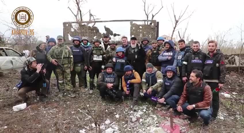 Cesta zahraničních novinářů po Donbasu